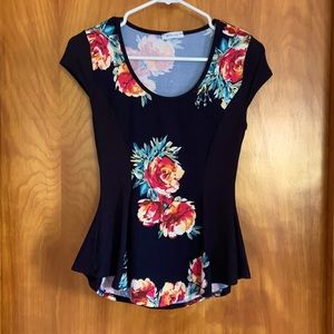 Black Floral Short-Sleeve Top — Persaya, S